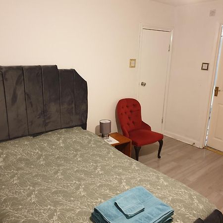 Studios 伊利 外观 照片